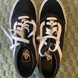 Black/White Slip On Tie Up Vans